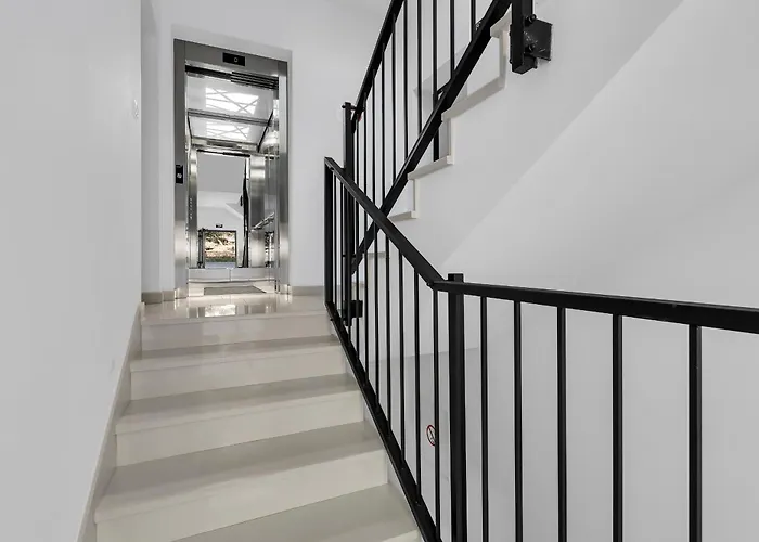 Villa Balmis House B
